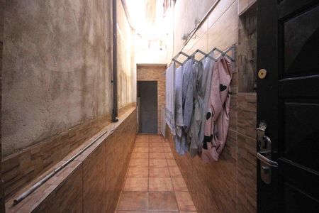 Casa à venda com 270m², 5 quartos e 4 vagasCorredor