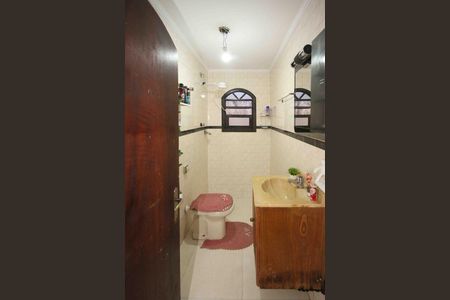 Casa à venda com 270m², 5 quartos e 4 vagasBanheiro 02 casa 02