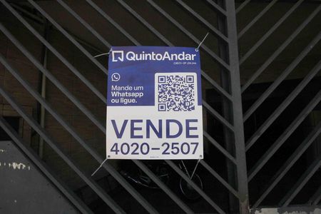 Casa à venda com 270m², 5 quartos e 4 vagasPlaca
