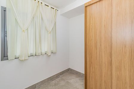 Quarto de apartamento para alugar com 2 quartos, 47m² em Santo Amaro, São Paulo