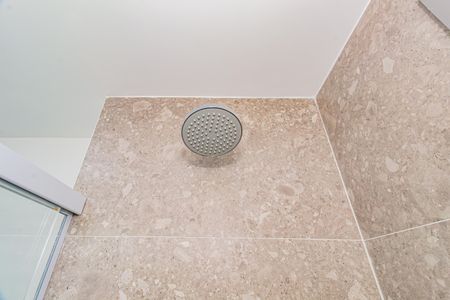 Banheiro da Suíte de apartamento para alugar com 2 quartos, 47m² em Santo Amaro, São Paulo