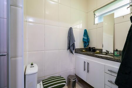 Casa à venda com 125m², 4 quartos e 2 vagas