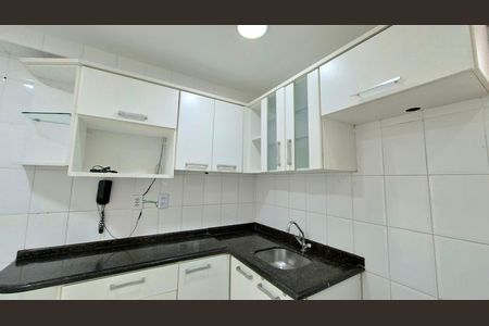 Cozinha  de apartamento para alugar com 2 quartos, 80m² em Canela, Salvador