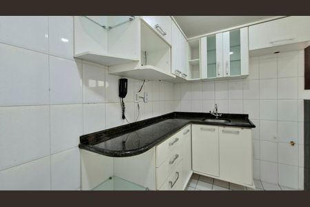Cozinha  de apartamento para alugar com 2 quartos, 80m² em Canela, Salvador