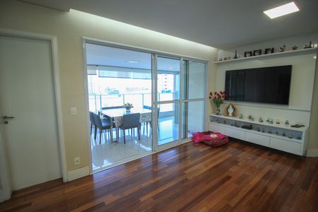 Apartamento à venda com 3 quartos, 108m² em Vila Bertioga, São Paulo