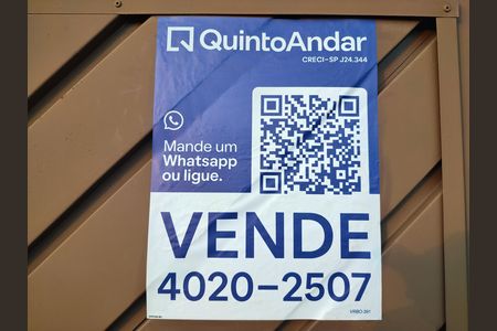Casa à venda com 244m², 6 quartos e 6 vagas Casa à venda com 244m², 6 quartos e 6 vagasPlaquinha