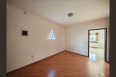 Casa à venda com 244m², 6 quartos e 6 vagas Casa à venda com 244m², 6 quartos e 6 vagasCasa 2 - Sala