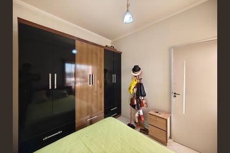 Casa à venda com 244m², 6 quartos e 6 vagas Casa à venda com 244m², 6 quartos e 6 vagasQuarto 1