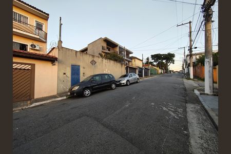 Casa à venda com 244m², 6 quartos e 6 vagas Casa à venda com 244m², 6 quartos e 6 vagasVista da Rua
