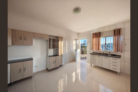 Casa à venda com 244m², 6 quartos e 6 vagas Casa à venda com 244m², 6 quartos e 6 vagasCasa 2 - Cozinha