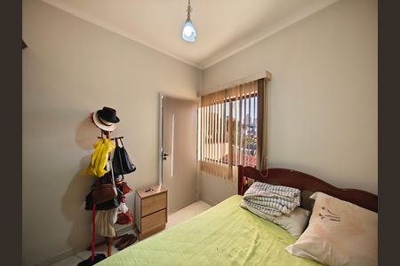 Casa à venda com 244m², 6 quartos e 6 vagas Casa à venda com 244m², 6 quartos e 6 vagasQuarto 1