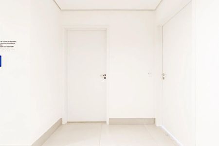 Foto 06 de apartamento à venda com 2 quartos, 75m² em Alphaville, Santana de Parnaíba