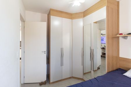 Quarto 1 de apartamento para alugar com 2 quartos, 41m² em Metalúrgicos, Osasco