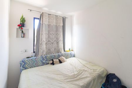 Quarto 2 de apartamento para alugar com 2 quartos, 41m² em Metalúrgicos, Osasco
