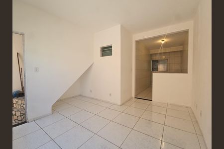 Casa para alugar com 60m², 1 quarto e sem vaga Casa para alugar com 60m², 1 quarto e sem vagasala