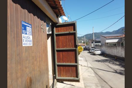 Fachada de casa à venda com 1 quarto, 75m² em Taquara, Rio de Janeiro