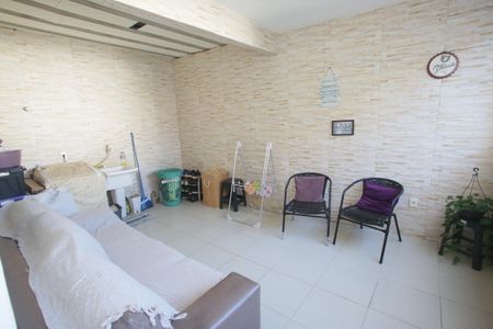 Casa à venda com 75m², 1 quarto e sem vagaÁrea de Serviço