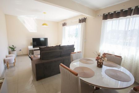 Casa à venda com 75m², 1 quarto e sem vagaSala