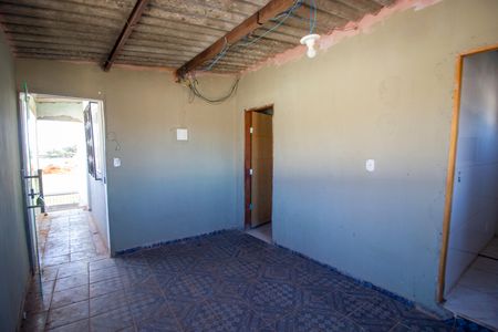 Casa para alugar com 1 quarto, 35m² em Samambaia Sul, Brasília