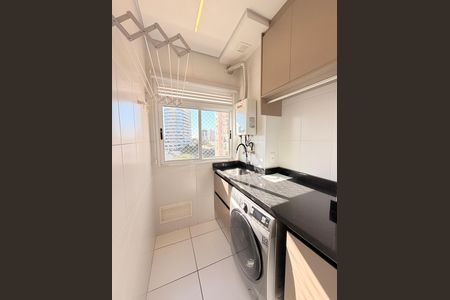 Apartamento à venda com 67m², 2 quartos e 1 vagaÁrea de Serviço