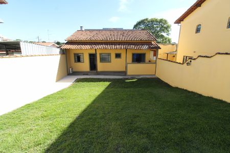 Casa para alugar com 50m², 1 quarto e 2 vagasQuintal