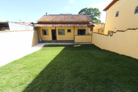 Casa para alugar com 50m², 1 quarto e 2 vagasFachada