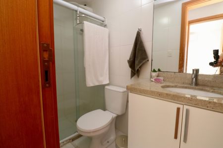 Suíte  de apartamento para alugar com 2 quartos, 100m² em Jardim Armação, Salvador