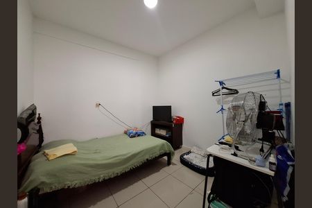 Apartamento à venda com 300m², 4 quartos e 2 vagas Apartamento à venda com 300m², 4 quartos e 2 vagasÁrea de serviço