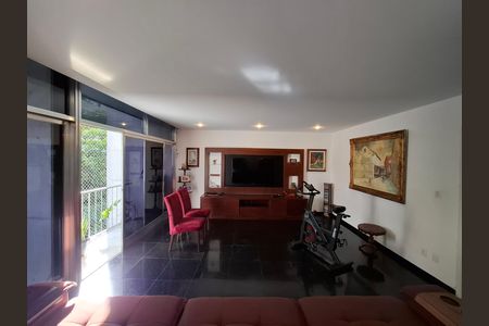 Apartamento à venda com 300m², 4 quartos e 2 vagas Apartamento à venda com 300m², 4 quartos e 2 vagasSala