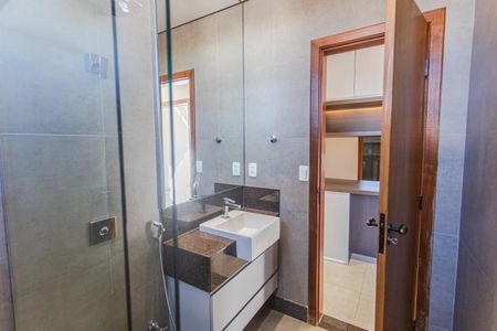 Banheiro Social de apartamento à venda com 3 quartos, 198m² em Santa Ines, Belo Horizonte