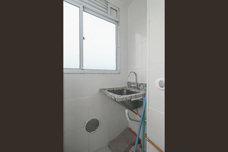 Área de Serviço de apartamento para alugar com 2 quartos, 44m² em Santa Fe, Porto Alegre