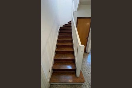 Casa à venda com 180m², 4 quartos e 2 vagas