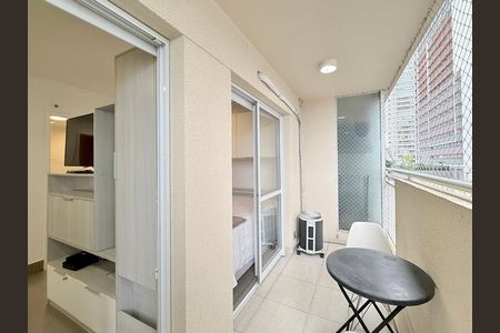 Sacada de apartamento para alugar com 1 quarto, 32m² em Santo Amaro, São Paulo
