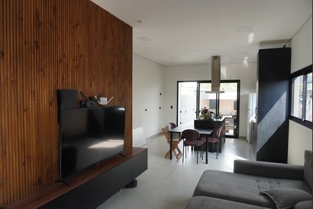 Sala  de casa de condomínio à venda com 3 quartos, 150m² em Alphaville, Santana de Parnaíba