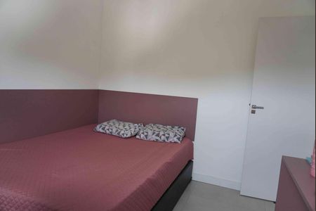 Casa de condomínio à venda com 150m², 3 quartos e 2 vagasQuarto 2