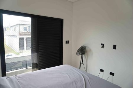 Casa de condomínio à venda com 150m², 3 quartos e 2 vagasSuite