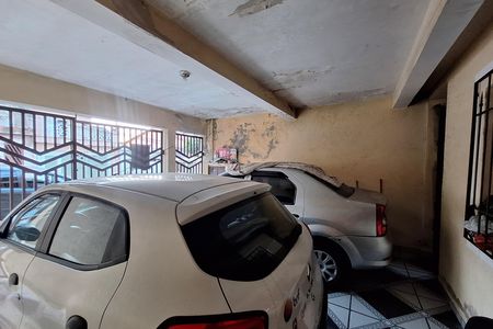 Garagem de casa à venda com 3 quartos, 168m² em Jardim Las Vegas, Santo André