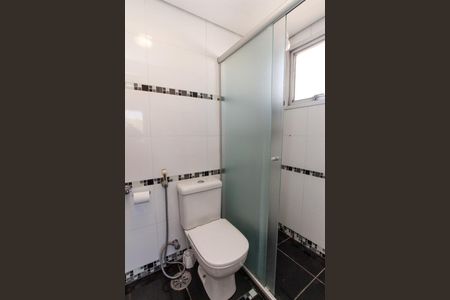Apartamento para alugar com 68m², 2 quartos e 1 vaga Apartamento para alugar com 68m², 2 quartos e 1 vagaBanheiro 1