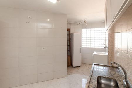 Apartamento para alugar com 68m², 2 quartos e 1 vaga Apartamento para alugar com 68m², 2 quartos e 1 vagaCozinha e Área de Serviço