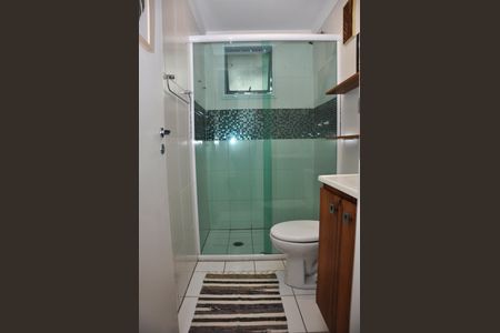 Apartamento para alugar com 65m², 2 quartos e 1 vaga Apartamento para alugar com 65m², 2 quartos e 1 vagaDetalhe - Banheiro Social