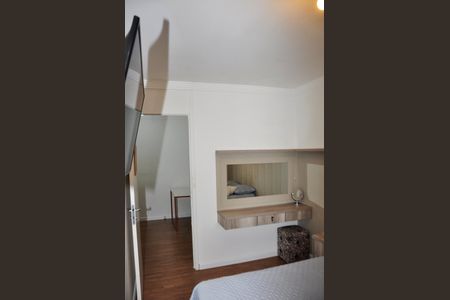 Apartamento para alugar com 65m², 2 quartos e 1 vaga Apartamento para alugar com 65m², 2 quartos e 1 vagaDetalhe - Quarto 01