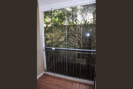 Apartamento para alugar com 65m², 2 quartos e 1 vaga Apartamento para alugar com 65m², 2 quartos e 1 vagaDetalhe - Varanda da Sala e Sala de Jantar