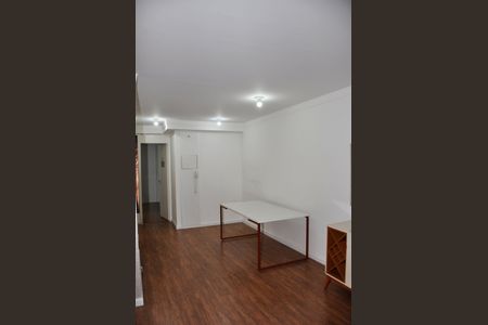 Apartamento para alugar com 65m², 2 quartos e 1 vaga Apartamento para alugar com 65m², 2 quartos e 1 vagaDetalhe - Sala e Sala de Jantar