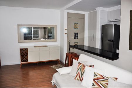 Apartamento para alugar com 65m², 2 quartos e 1 vaga Apartamento para alugar com 65m², 2 quartos e 1 vagaDetalhe - Sala e Sala de Jantar