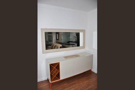 Apartamento para alugar com 65m², 2 quartos e 1 vaga Apartamento para alugar com 65m², 2 quartos e 1 vagaDetalhe - Sala e Sala de Jantar