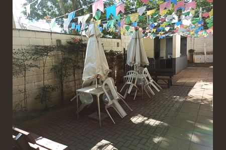 Apartamento para alugar com 65m², 2 quartos e 1 vaga Apartamento para alugar com 65m², 2 quartos e 1 vagaChurrasqueira