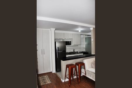 Apartamento para alugar com 65m², 2 quartos e 1 vaga Apartamento para alugar com 65m², 2 quartos e 1 vagaDetalhe - Cozinha Americana