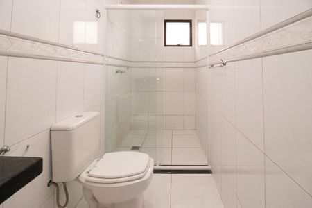 Casa de condomínio para alugar com 178m², 4 quartos e 2 vagas Casa de condomínio para alugar com 178m², 4 quartos e 2 vagasBanheiro Social