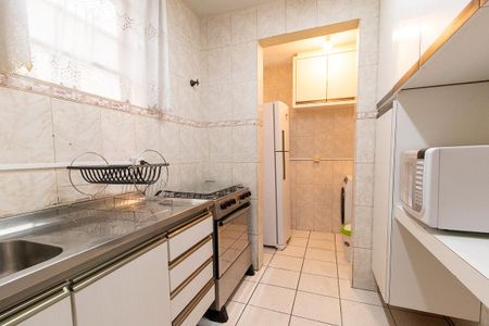 Apartamento para alugar com 86m², 3 quartos e 1 vaga Apartamento para alugar com 86m², 3 quartos e 1 vagaCozinha - Armários