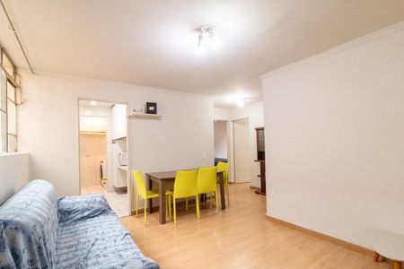 Apartamento para alugar com 86m², 3 quartos e 1 vaga Apartamento para alugar com 86m², 3 quartos e 1 vagaSala